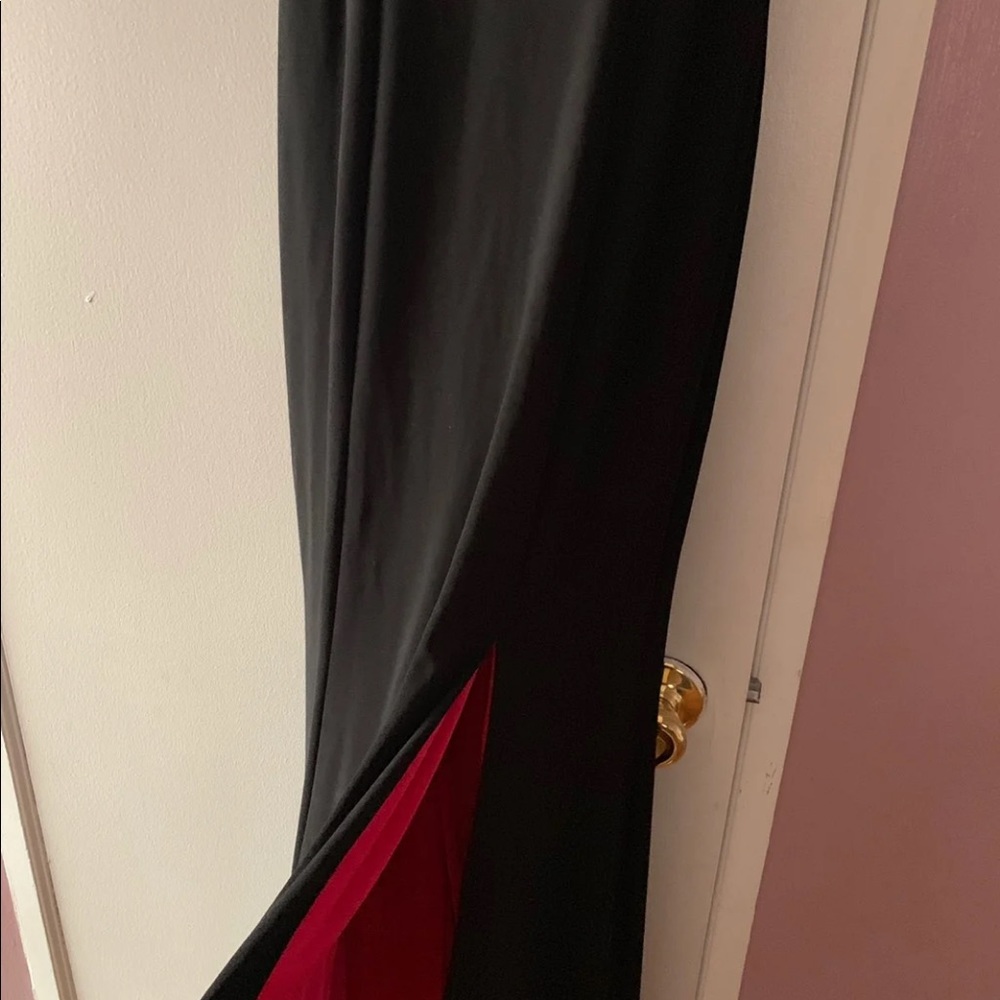 Formal dress - Picture 3 of 4